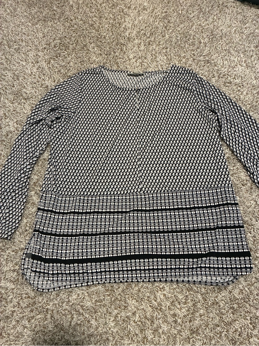 Dana Buchman Black and White Printed Long Sleeve Blouse